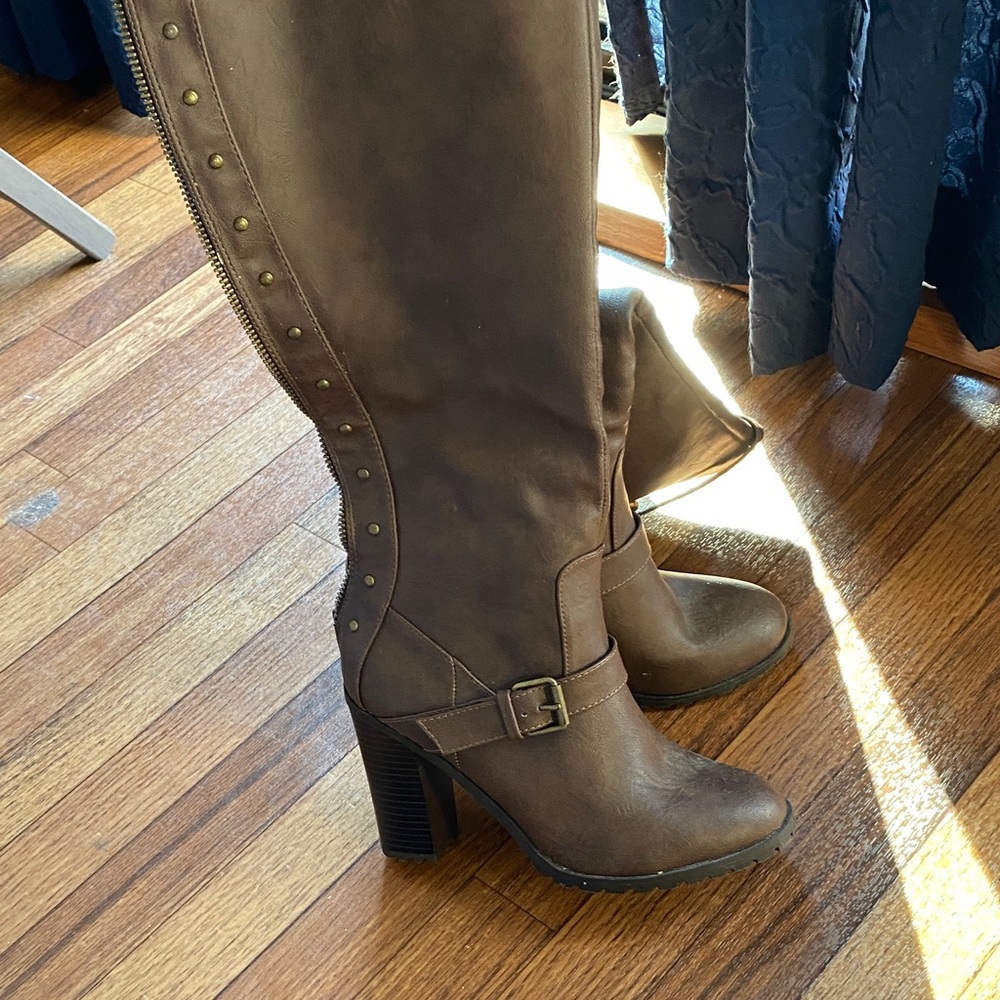 JustFab Brown Heeled Boots with Buckle
